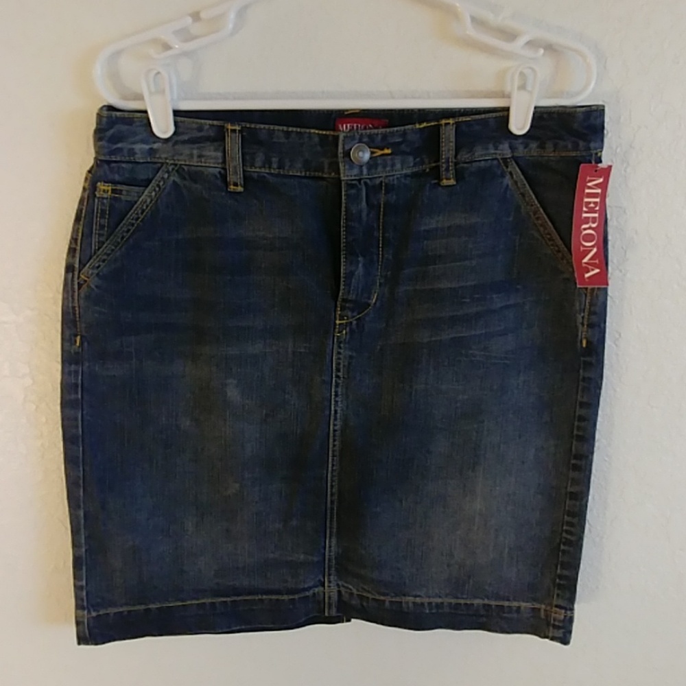 Denim skirt